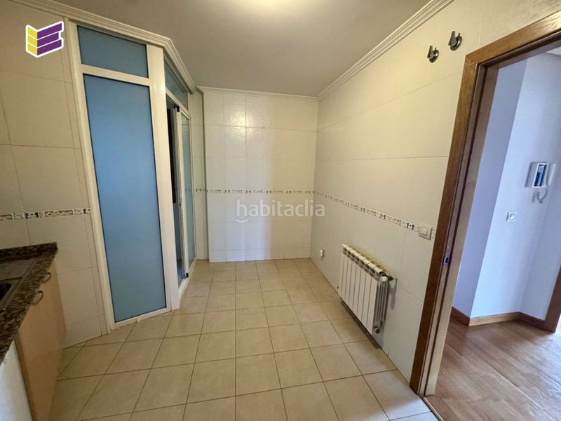 Foto c4e17d03-389c-4cac-98f9-2d53e2e0d584. Pis amb calefacció aparcament a Mos