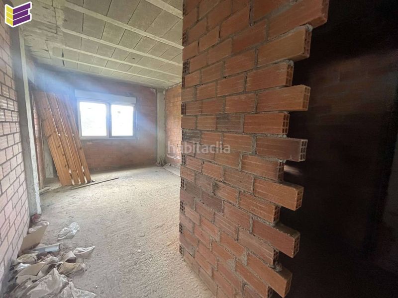 Foto 4efa0c19-5d1c-4701-b4a2-e412e91b5805. Xalet amb aparcament a Mos