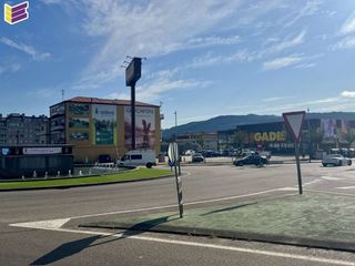Lloguer Local Comercial a Avenida galicia 60. Local en alquiler en avda de galicia