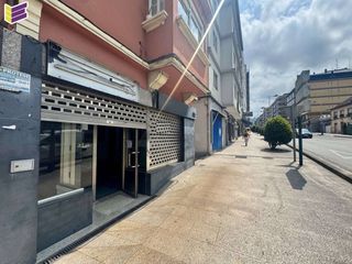 Lloguer Local Comercial a Calle antonio palacios 17. Local en alquiler en antonio palacios