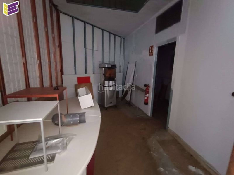 Foto 262bafea-2932-41cb-9093-ea083ebbd145. Local comercial a Ponteareas