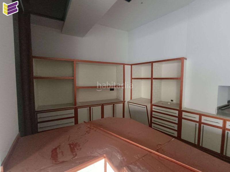 Foto 94abd4ad-d2d0-4e95-9fb6-34ee6af6b698. Local comercial a Ponteareas