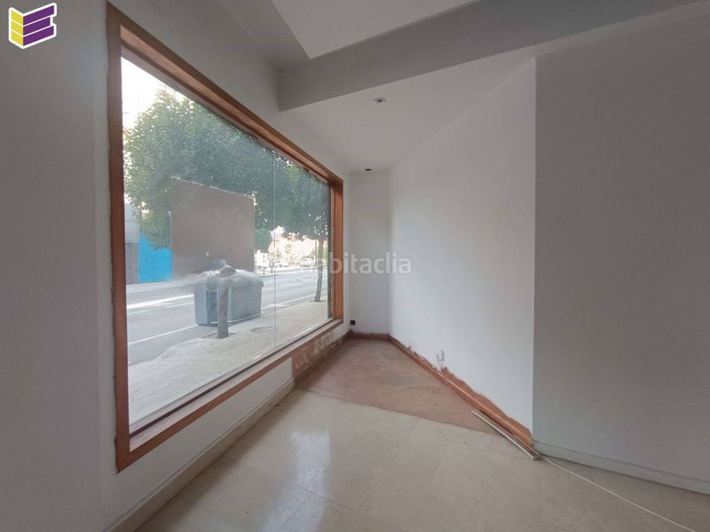 Foto e9e8cebd-d7a2-46bd-8ab9-a6adea4e91a4. Local comercial a Ponteareas