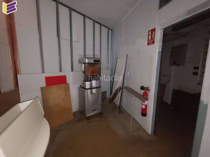 Foto ffac160c-1263-4eb2-a185-596a25b8d6d4. Local comercial a Ponteareas