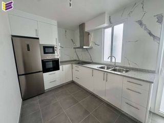 Rent Flat  Calle ramiranes. Piso a estrenar en el centro de porriño