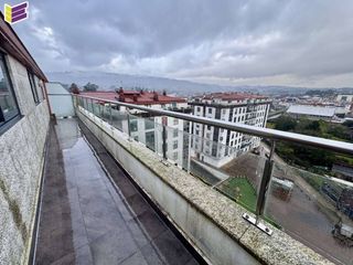 Penthouse  Calle xogo da ola. Ático con terraza de 3 habitaciones y 2 baños. plaza de garaje y