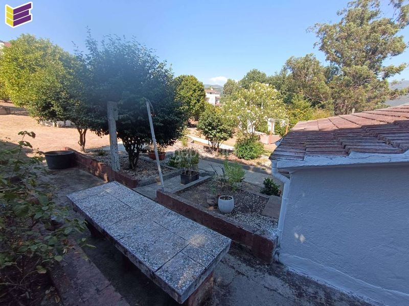 Foto a57ca587-bf25-487f-881d-386b3629b418. Casa amb calefacció aparcament piscina a Mondariz