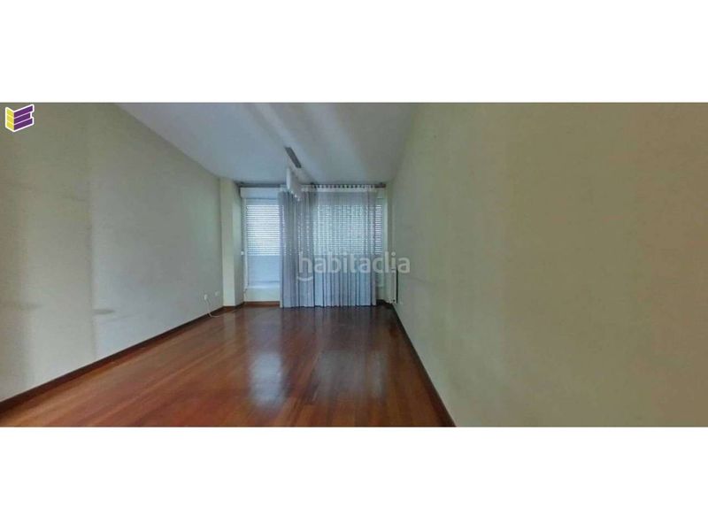 Foto d09053d0-010a-4e20-be1f-e060d0c50f40. Pis a avenida galicia 8 a Teis Vigo