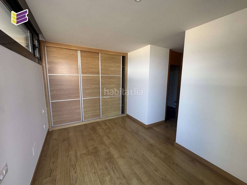 Foto c15e383b-9c5a-40bc-ab30-9a246b1efc5e. Pis amb aparcament a Baiona