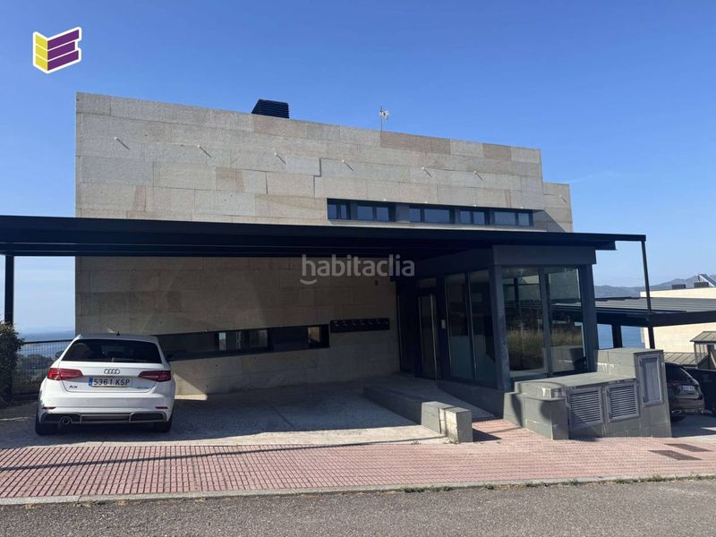 Foto e3ce548d-7e3d-446c-9060-1e2f2d4224cd. Pis amb aparcament a Baiona