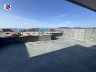 Duplex  Calle vila do bispo 11. Ático dúplex en venta en baiona