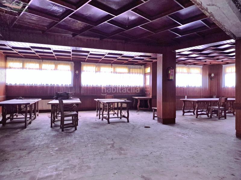 Foto ad9b4024-9d28-4603-9892-5632cbf9740f. Locale commerciale in Perillo Oleiros