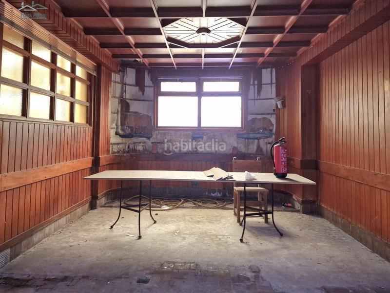 Foto c4c22855-de61-4093-bd04-7e05491bd46f. Locale commerciale in Perillo Oleiros