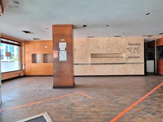 Local Comercial en Calle ALMIRANTE CADARSO