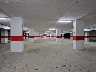 Local Comercial  Avenida lamadosa. Oportunidad de inversión!!! local comercial