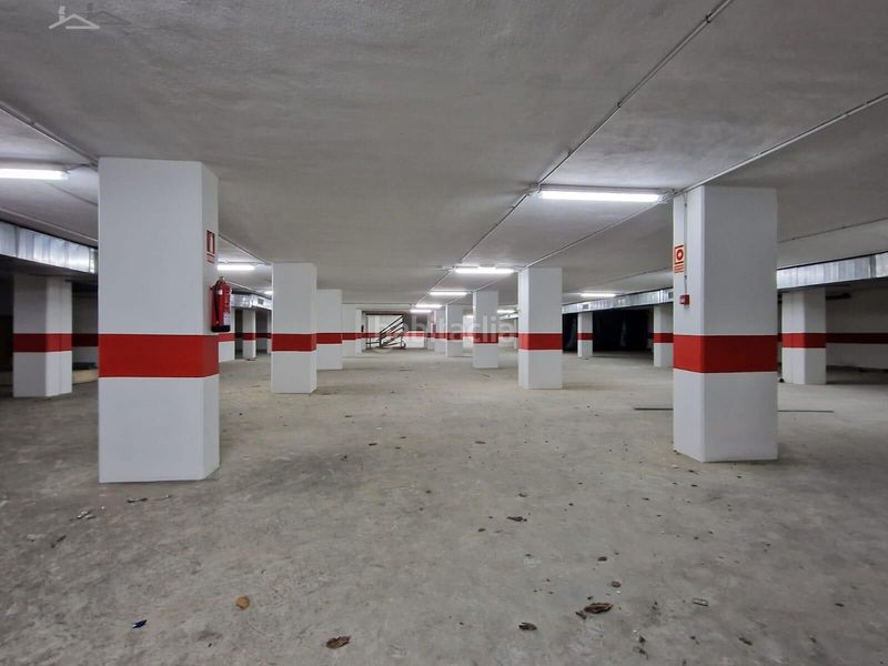 Foto 3218f603-fbf5-43e3-be6c-a926b3b872e0. Local comercial a Eirís Coruña (A)