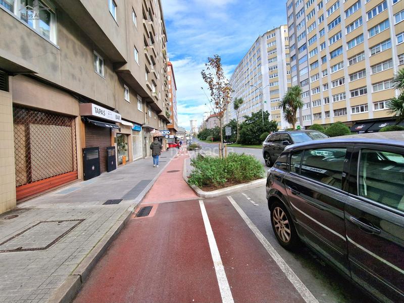 Foto 5343680b-a44a-40a1-8473-d528e7c2b505. Location local commercial dans Sagrada Familia Coruña (A)