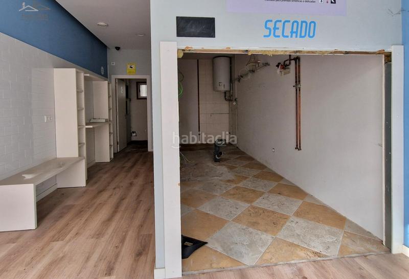 Foto e01f769e-a42d-47f6-9072-d78d3de51b2b. Rent business premise in Sagrada Familia Coruña (A)