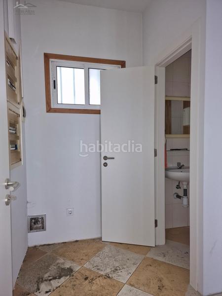 Foto e6d2d854-895c-40b5-93e4-9fa450038023. Rent business premise in Sagrada Familia Coruña (A)