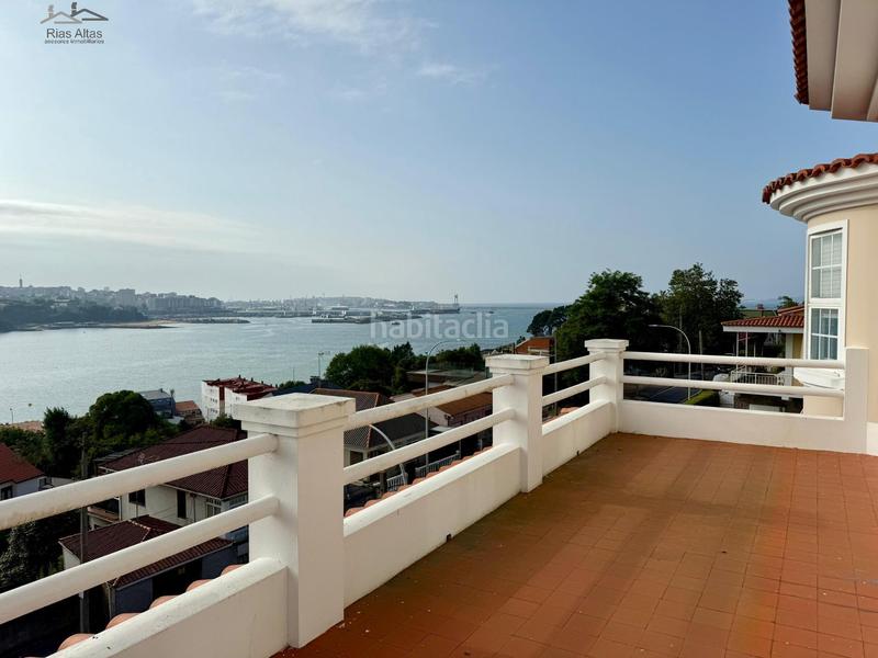 Foto 8ef16ebe-196f-455c-a2a5-04fdcc87f529. Xalet amb aparcament a Perillo Oleiros