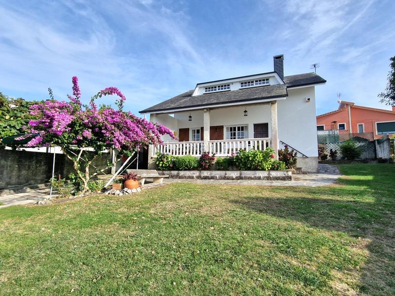 Foto 8269e481-e105-4787-8304-9b9d525d7d95. Casa  con vista a la playa gandarío en Bergondo