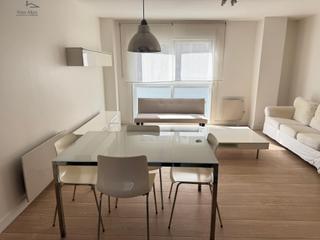 Lloguer Apartament  Salvador madariaga. Apartamento amueblado elviñamatogrande 2 dormitorios con garaje.