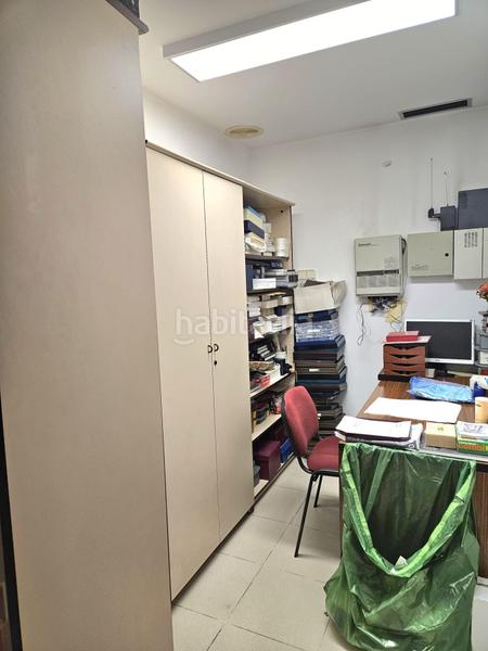 Foto 2147a158-691b-4730-9e98-b69781972263. Location local commercial dans Riazor - Visma Coruña (A)