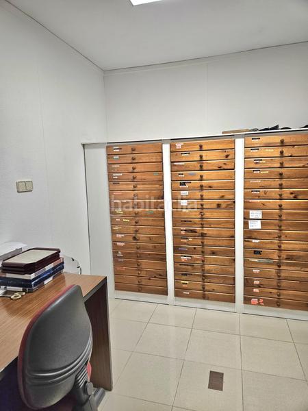 Foto 79399f17-62b8-4137-bcd9-a9083ca22711. Location local commercial dans Riazor - Visma Coruña (A)