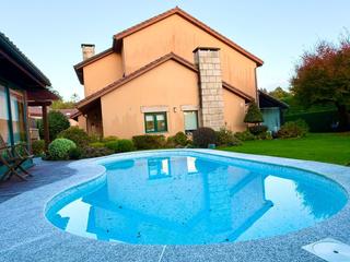 Chalet à Nós. Chalet de lujo con finca segregable y piscina en san pedro de no