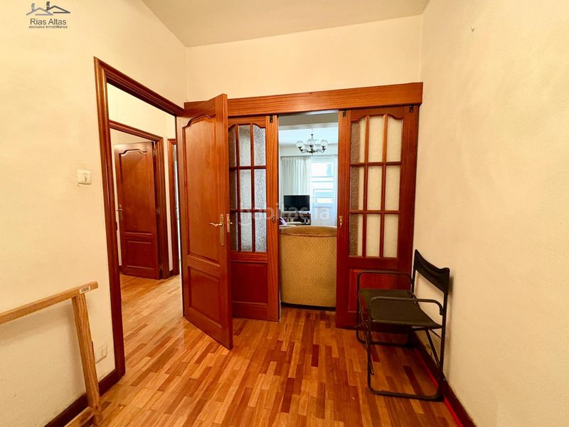 Foto a0933568-d578-443b-ab89-4d649188ab1e. Pis a Os Mallos Coruña (A)