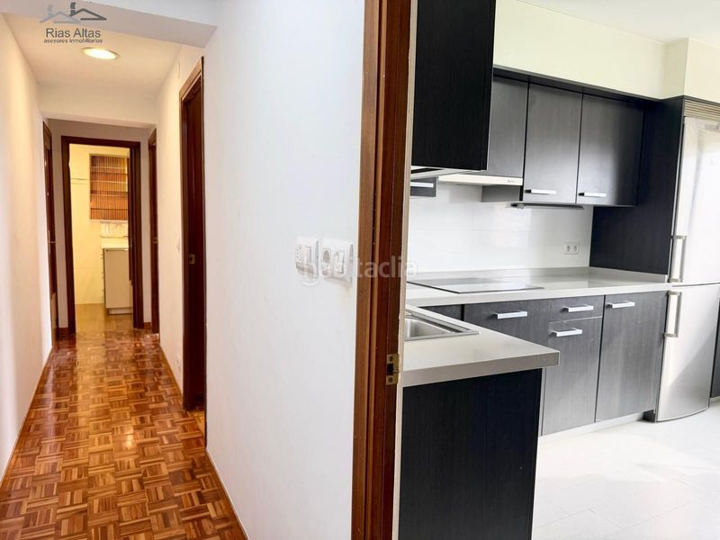 Foto da6f677b-2ec5-48bc-92d3-b17e3faec4a2. Pis a Los Castros - Castrillón Coruña (A)