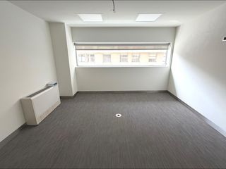 Miete Büro in Agra del Orzán - Ventorrillo. Oficina para entrar en conchiñas