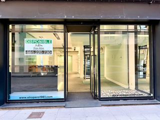 Lloguer Local Comercial  Calle rosalia castro. Ubicación prime! local impecable de 112 m2 en el corazón comerci