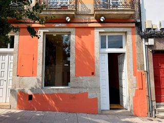 Lloguer Local Comercial a Calle de san roque 4. Local con encanto y ubicación privilegiada en plaza españacampo