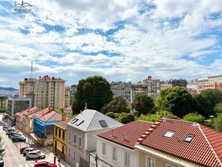 Pis  Torre. Luz, vistas al parque de marte y la playa a un paseo tu refugio