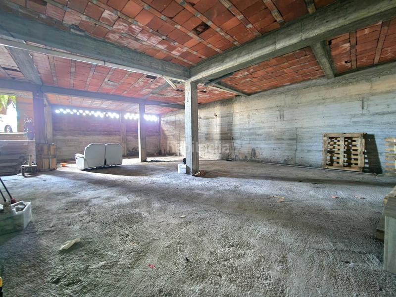 Foto dcf1745f-f5e5-46f7-8228-3f34d2e5fae1. Local comercial a Perillo Oleiros