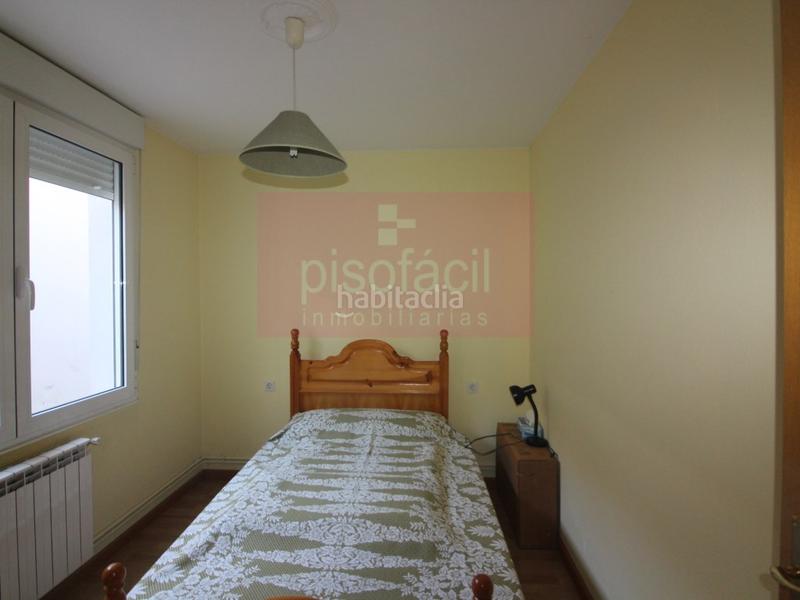 Foto 25102463-78f5-4886-bd9b-e878417c44fd. Casa amb aparcament a A Milagrosa Lugo