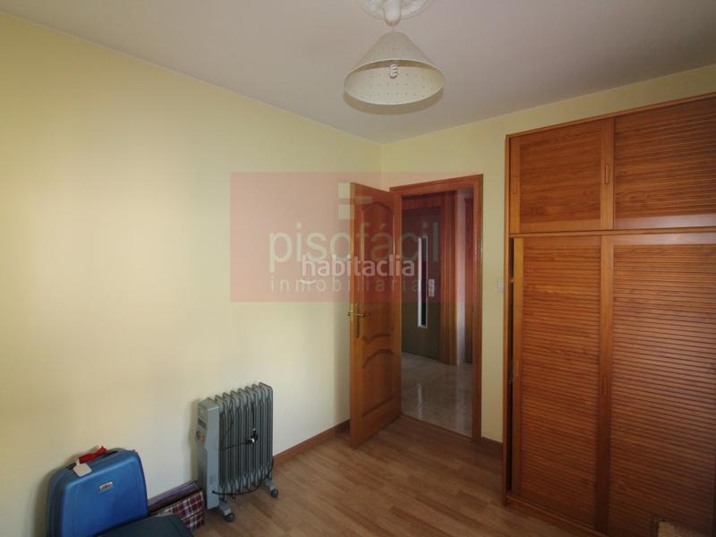 Foto 3e32f95a-1b6b-4080-b680-e6bf73418495. Casa amb aparcament a A Milagrosa Lugo