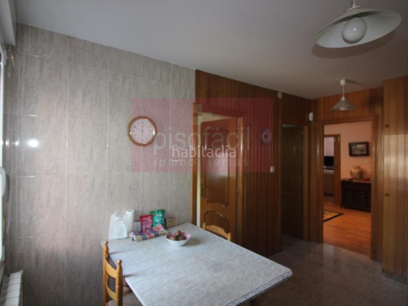 Foto d4c05fb5-e20b-4c31-a571-87cd942ce35b. Casa amb aparcament a A Milagrosa Lugo