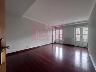 Pis a A Milagrosa. Piso 4 habitaciones venta lugo