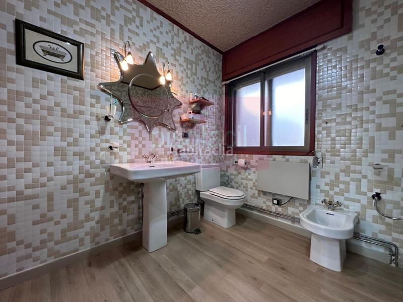 Foto dcbd42d1-64cb-4eee-987d-b6fcbdf5e9b9. Casa in Parroquias del Oeste Lugo