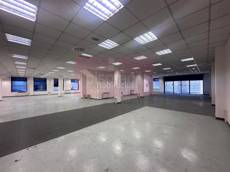 Foto 5d41f70a-15c3-472b-a1cc-ed3506cc9626. Lloguer local comercial a San Roque - As Fontiñas Lugo