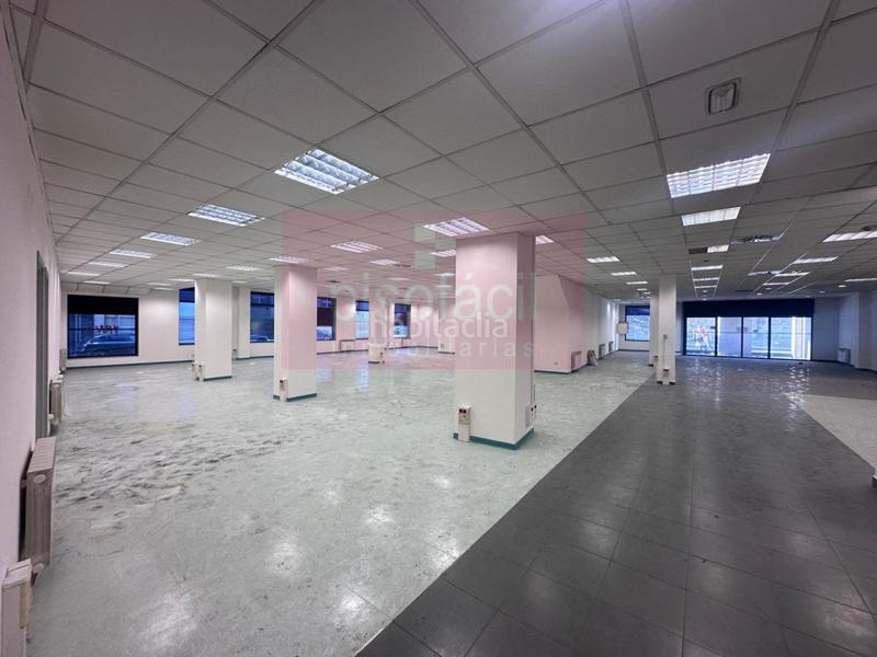 Foto 75c67502-23e6-4dd1-9b18-96402f939618. Lloguer local comercial a San Roque - As Fontiñas Lugo
