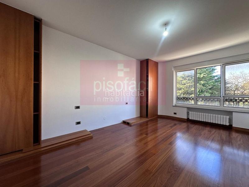 Foto 62e98a0b-bbaf-4ffe-9718-abbd0230af58. Appartement avec parking dans Recatelo - O Carme Lugo