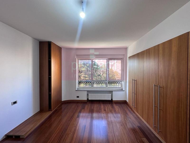 Foto a6f2d7bc-7146-42b2-ab4d-e66f744bb7ba. Appartement avec parking dans Recatelo - O Carme Lugo
