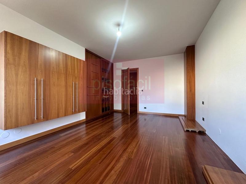 Foto ad74281d-ad5d-4d36-a9aa-523447838c64. Appartement avec parking dans Recatelo - O Carme Lugo