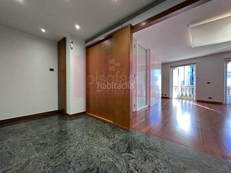 Foto e91b0161-7488-48a3-8963-cd500bafe8ba. Appartement avec parking dans Recatelo - O Carme Lugo