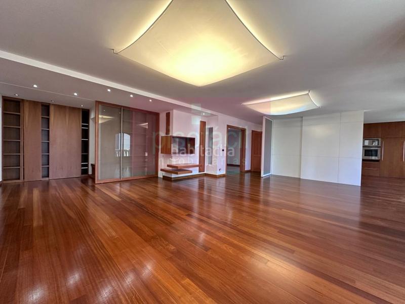 Foto f90c82a2-cc36-4f17-8807-c6aa5cad1492. Appartement avec parking dans Recatelo - O Carme Lugo