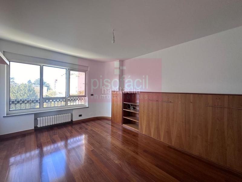 Foto f9206957-1da4-45b2-8895-f3ed4bcc7e1f. Appartement avec parking dans Recatelo - O Carme Lugo