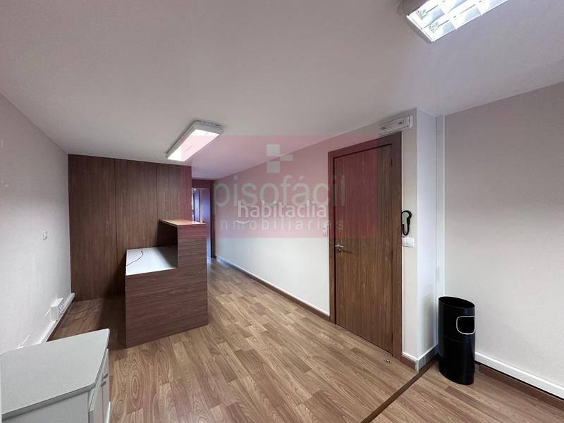 Foto b37ab8f9-9f95-46ff-9ac8-a1c7f1616e03. Rent office space in San Roque - As Fontiñas Lugo